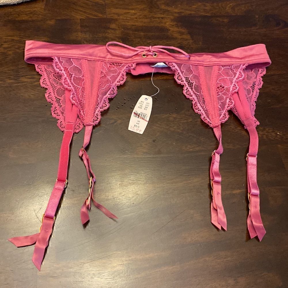 NWT VS Dream Angels Satin and Lace Garter Belt XS/S